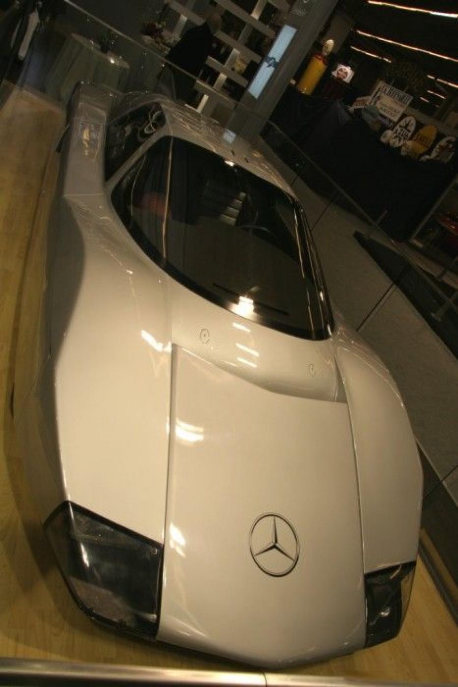  Mercedes-Benz C111-III Concept 1978 года  (фото 21 из 30)